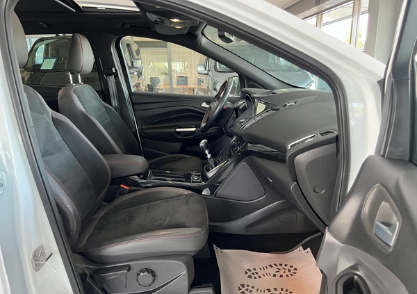 Ford Kuga cena 88800 przebieg: 79000, rok produkcji 2018 z Tychy małe 562